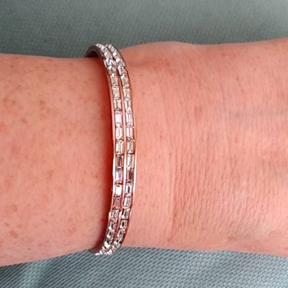 DIAMONDIQUE CRYSTAL BRACELET IN ROSE TONE METAL